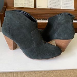 STEVEN by Steve Madden black suede ankle boots